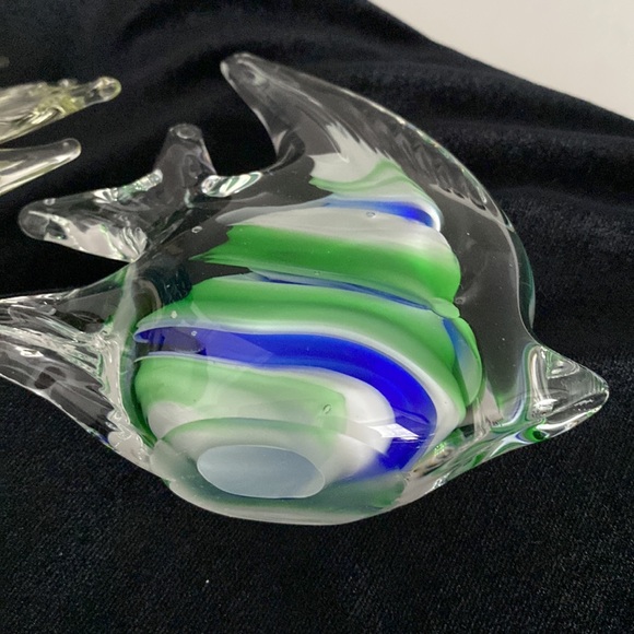 Hand blown glass accent pieces. - Picture 6 of 10